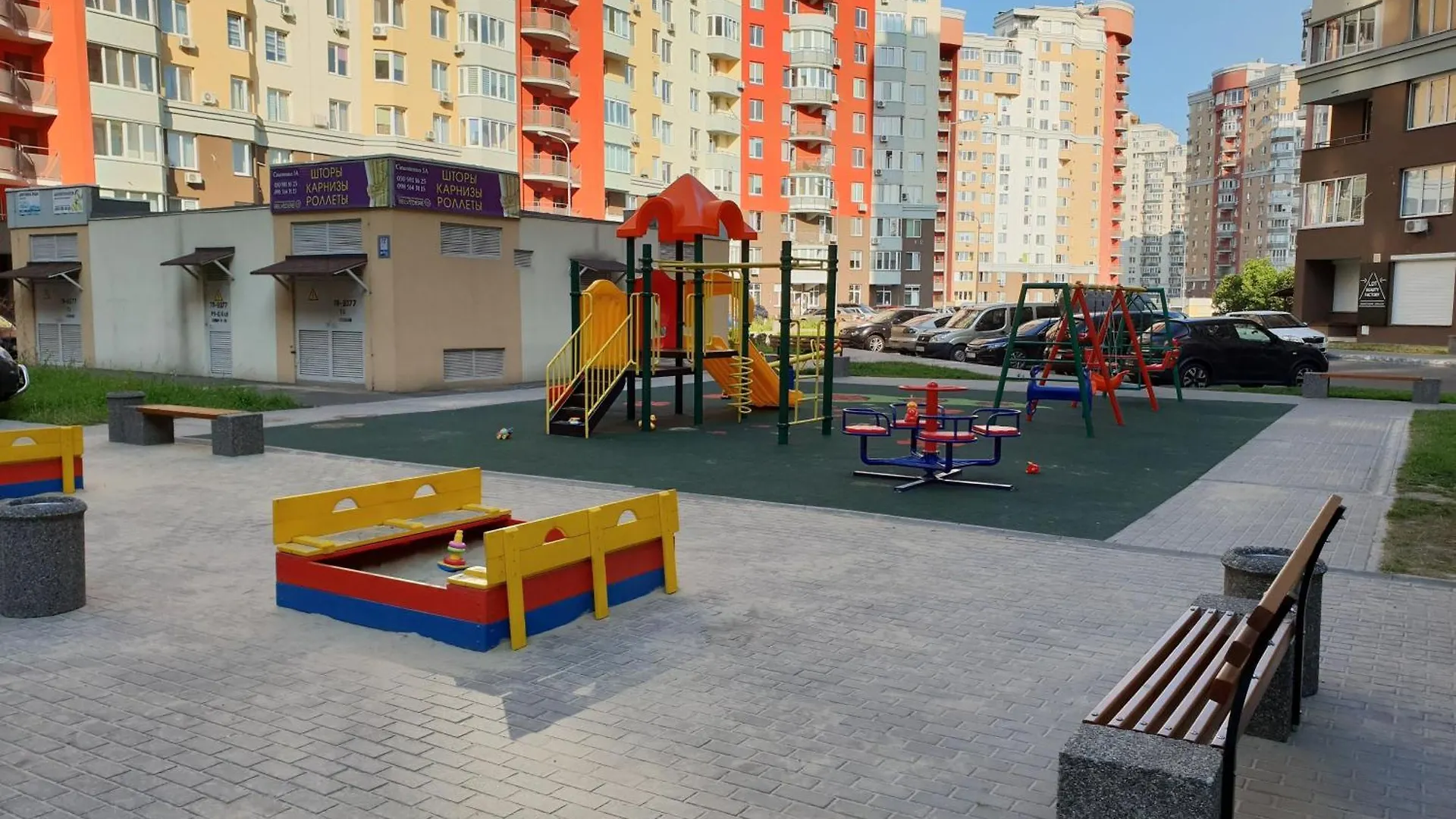아파트 Luxapartment 키예프